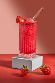 <p>Çilekli Frozen</p>

<p><span style="font-size:11px">Çilek aroması ile buzun tamamen kırılmış hali</span></p>
